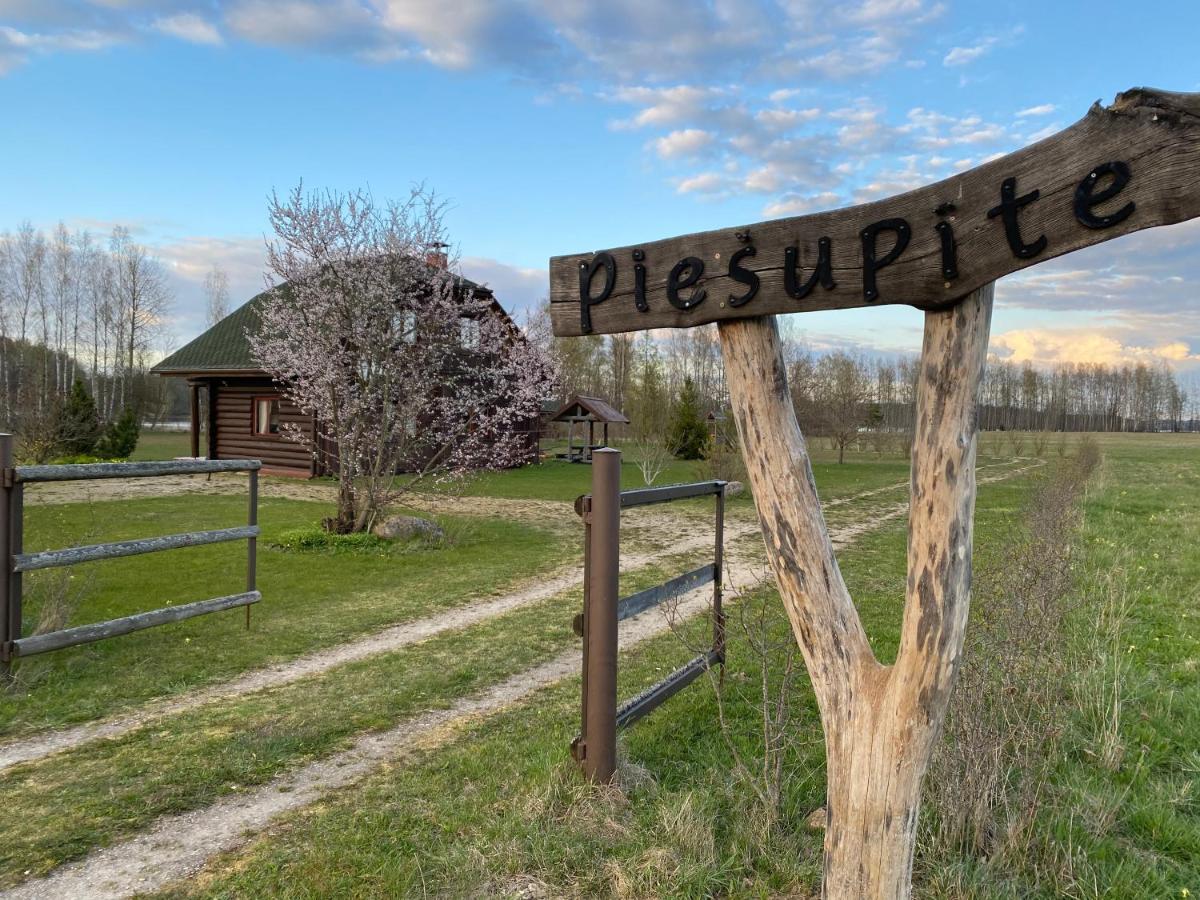 Villa Piesupite Staburags Esterno foto